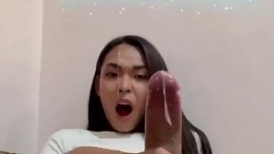 Thai Fembaby shoots load across her face