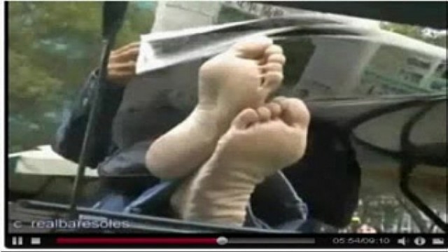 SEXY HIGH ARCHED MATURE ASIAN FEET